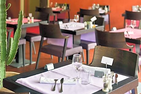 Contact Hôtel le Moulin Neuf