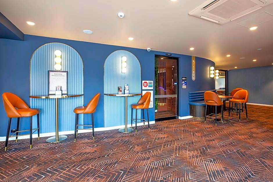 Nightcap at Rex Hotel