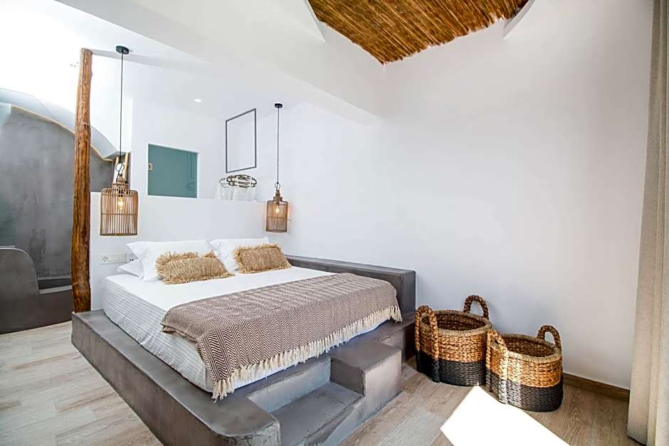 Malibu Boutique Studios & Bungalows