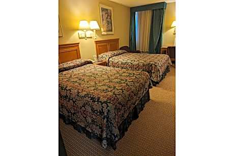 2 Full Beds Non-Smoking