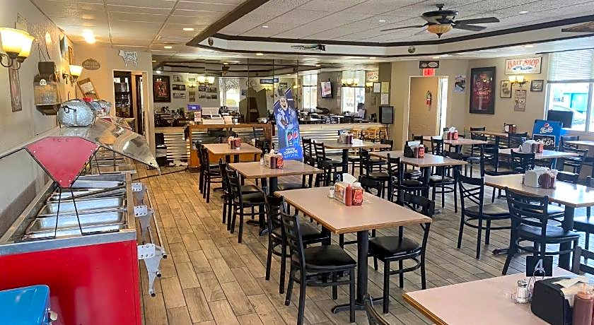 Ramada by Wyndham Enid