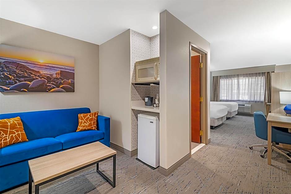 Best Western Plus The Inn At Hampton