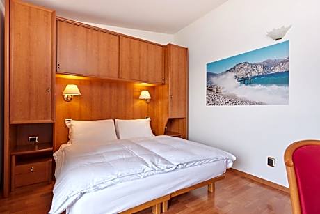 Double or Twin Room with Balcony