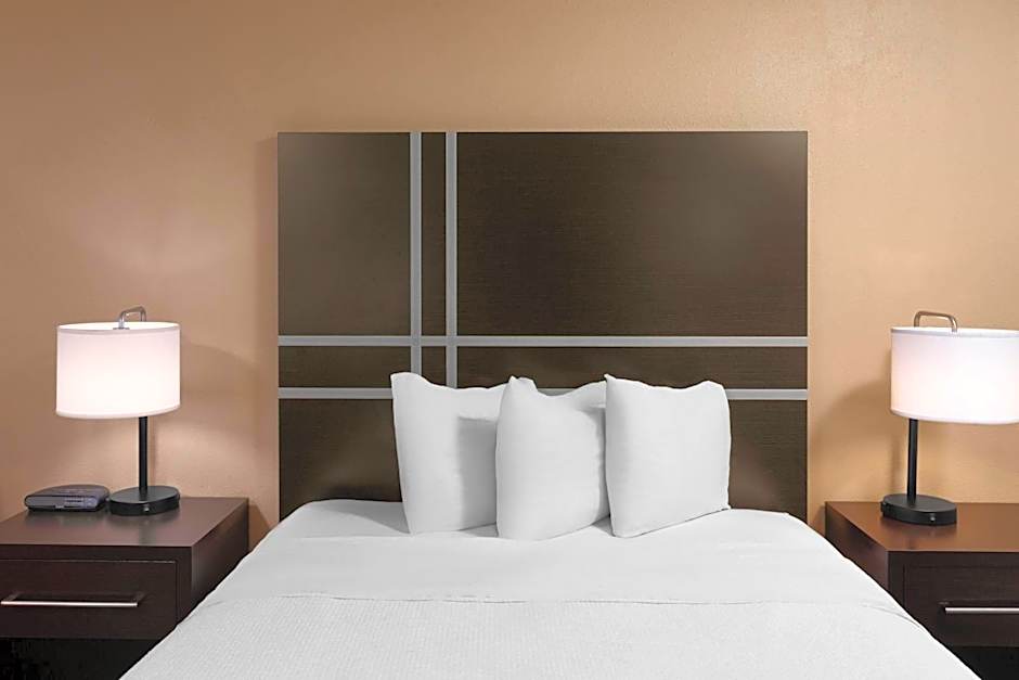 Baymont by Wyndham Green Bay