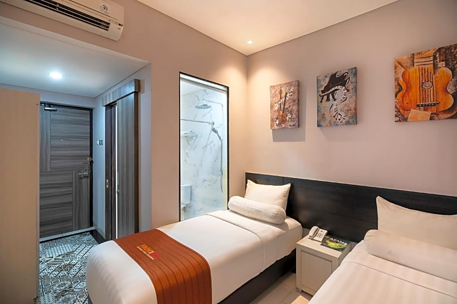 Front One Boutique Karawang