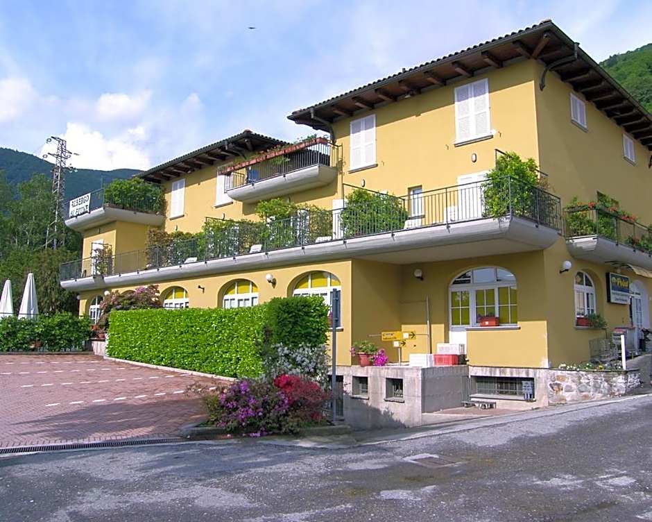 Hotel Del Fiume