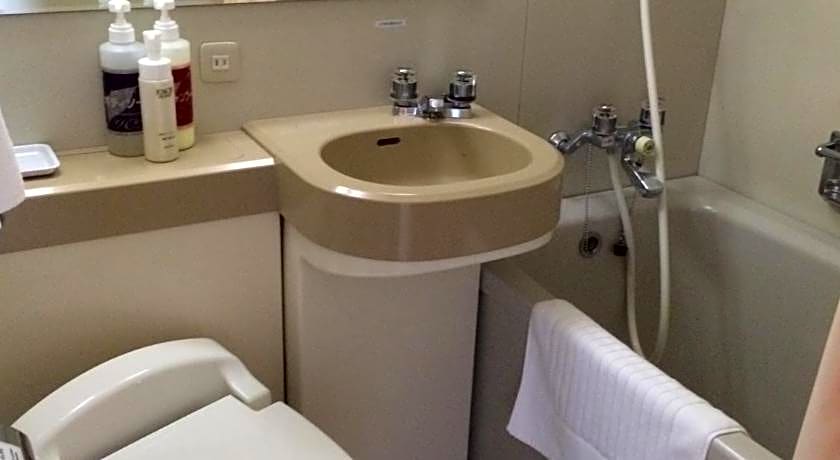 Hotel Crown Hills Takaoka