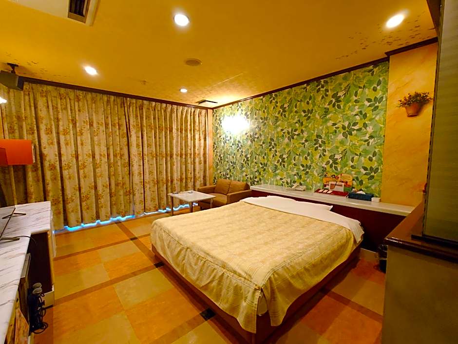 Hotel Remy (Adult Hotel)