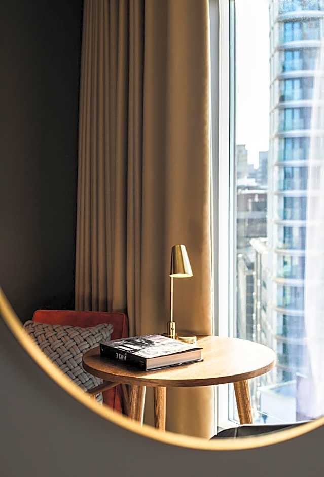 The Gate London City