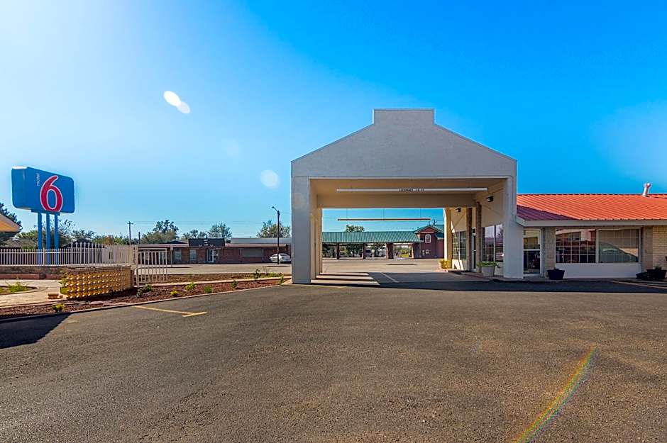 Motel 6-Childress, TX