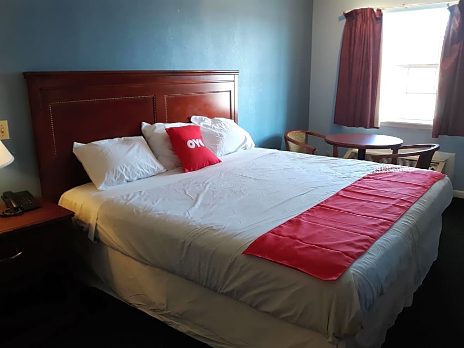Rest Inn - Extended Stay, I-40 Airport, Wedding & Event Center