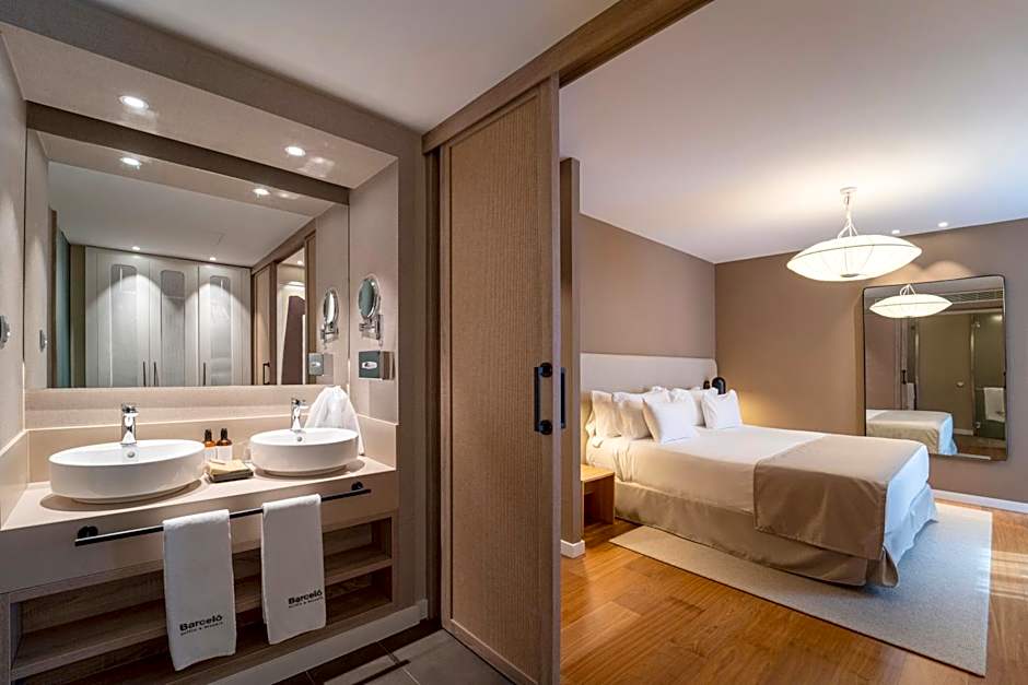 Barcelo Oviedo Cervantes