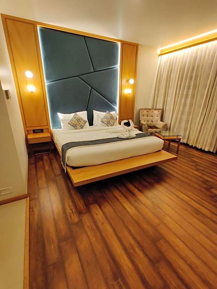 Krishna Palace Hotel