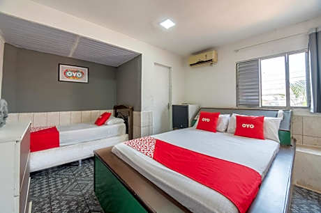 Triple Room (1 Double bed + 1 Single bed)
