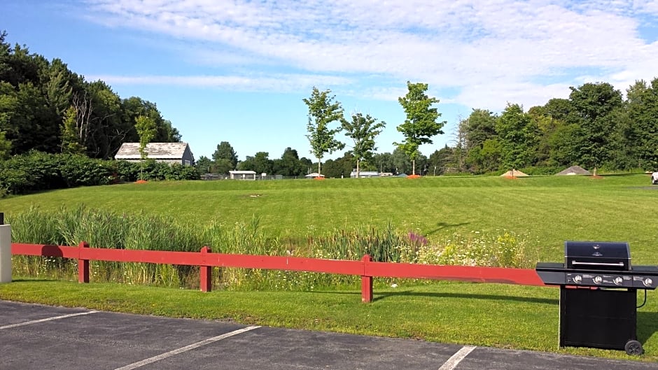 Pleasant Night Inn- carthage NY