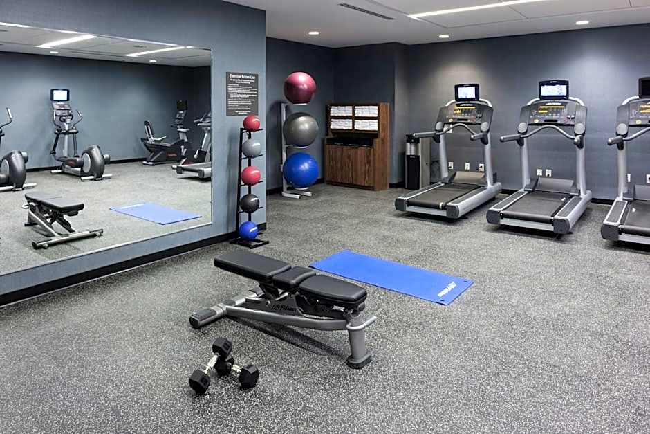 Courtyard by Marriott Richmond Downtown