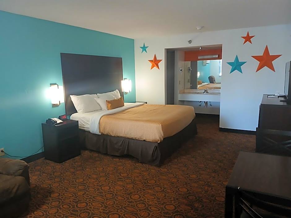 Howard Johnson by Wyndham Branson Theatre District