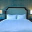 Redondo Beach Hotel, Tapestry Collection by Hilton