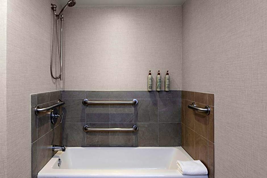 Renaissance by Marriott Boca Raton Hotel