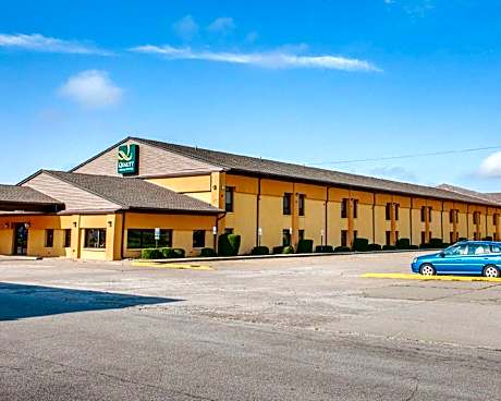 Quality Inn & Suites Greensburg I-74