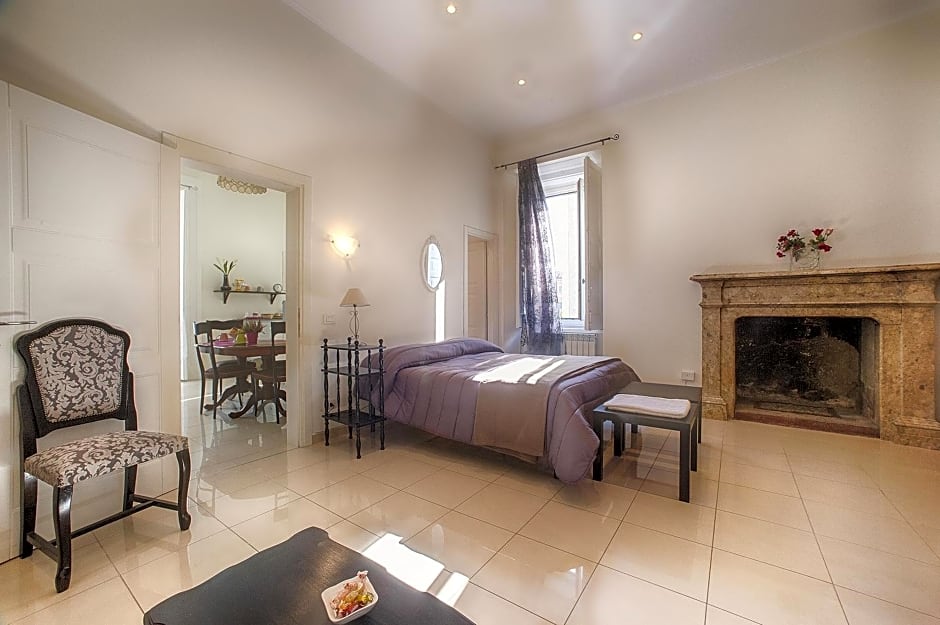Flora Rooms – Campobasso, AZ