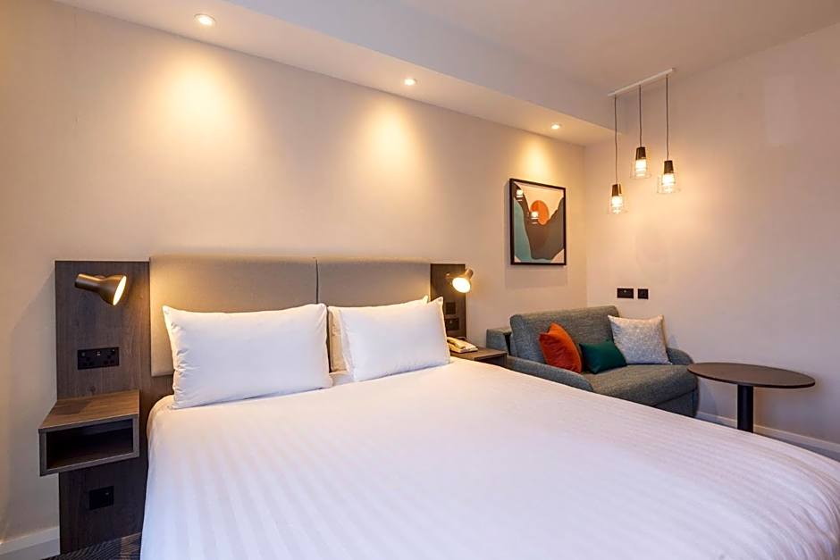 Holiday Inn London Sutton By IHG