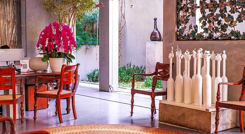 KoenoKoeni Boutique Hotel