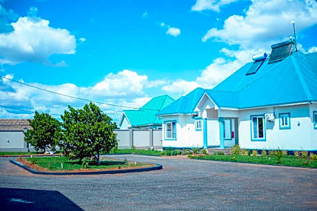 Teranga Lodge and Restaurant