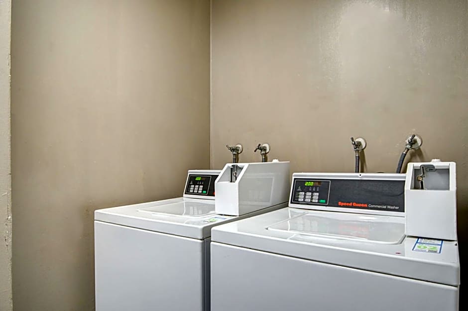 Motel 6 Ontario CA Convention Center Airport