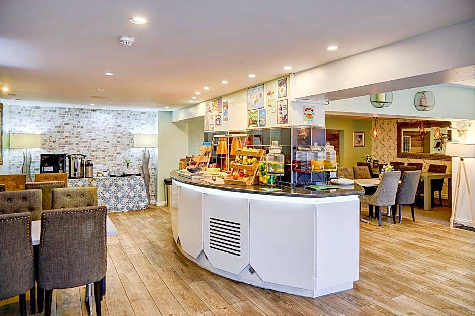 Warwickshire Park Hotel Kenilworth by Belvilla