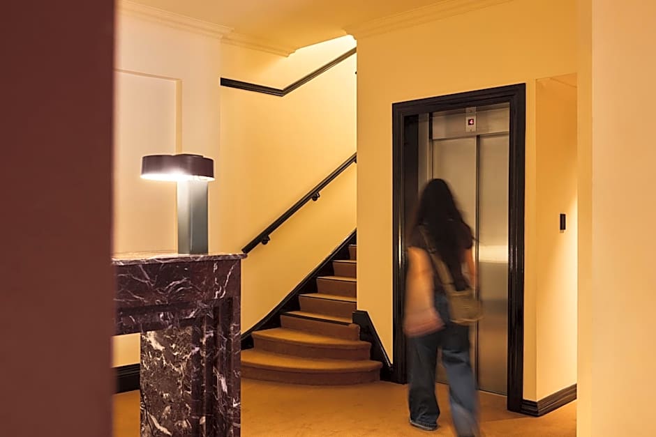 Hotel Diplomat Sydney