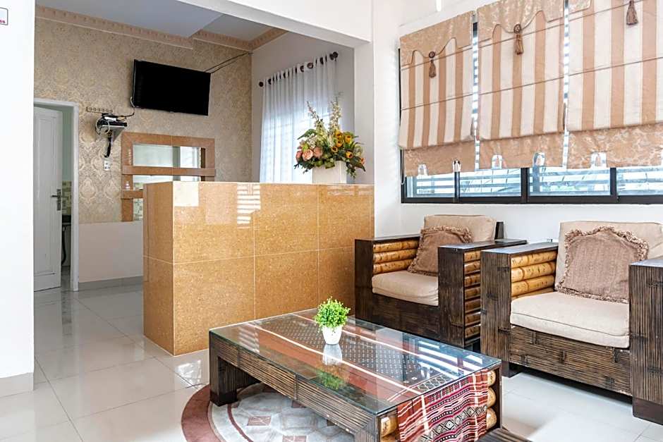 RedDoorz Syariah near Stadion Teladan Medan