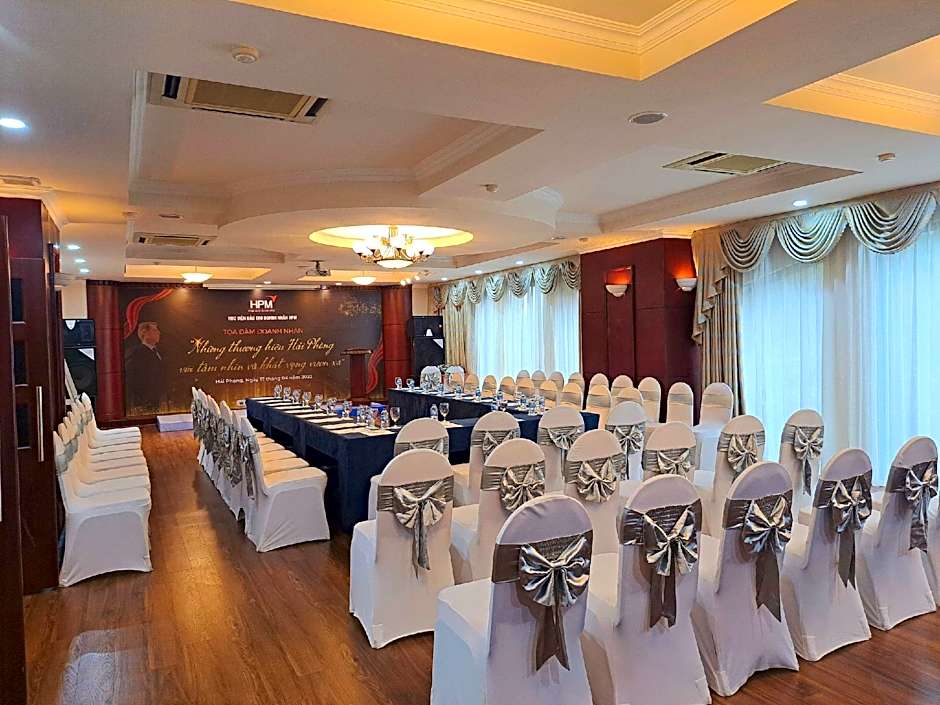 The Tray Hotel Hai Phong
