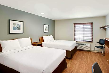 Double Room with Two Double Beds - Accessible/Non-Smoking