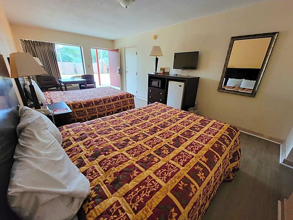 Twin Star Lodge