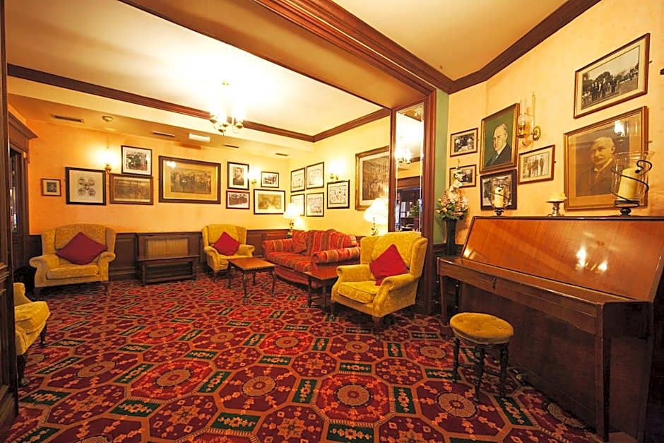 Woodenbridge Hotel
