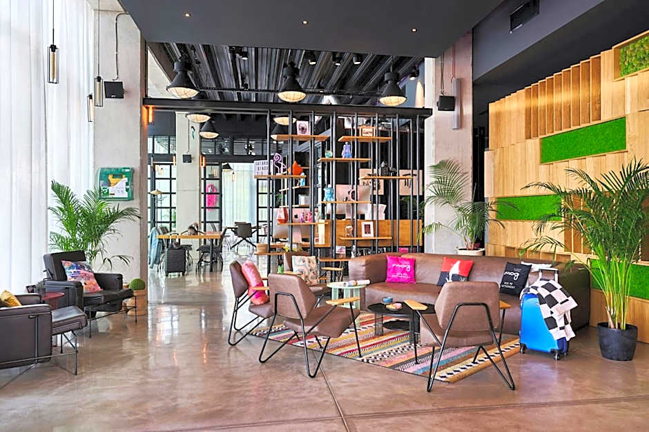 Moxy by Marriott Katowice Airport