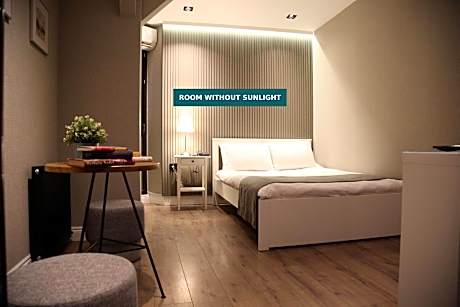 Standard Room - No Window