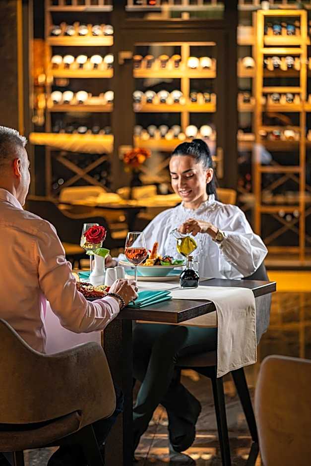 Sky Blue Hotel & Spa