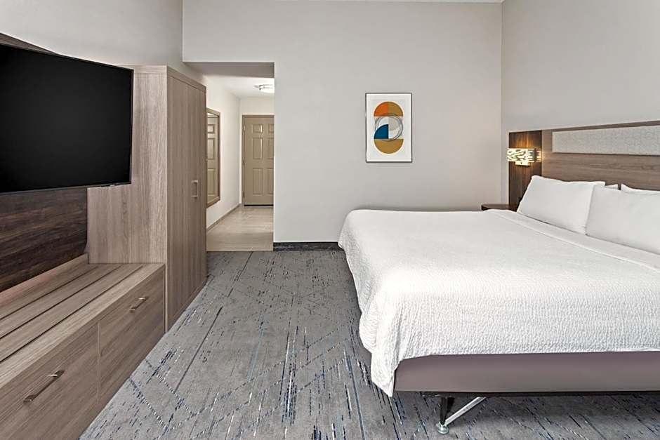 Holiday Inn Express & Suites Chicago West-OHare Arpt Area By IHG
