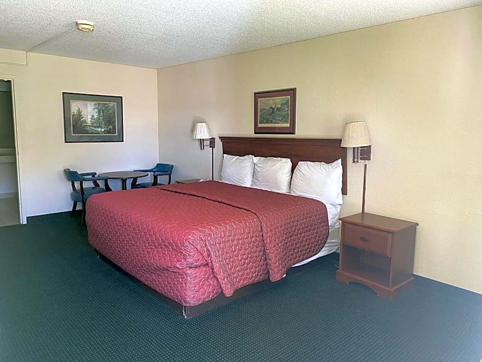 Motel 6 Sandersville, GA