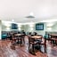 Red Carpet Inn & Suites