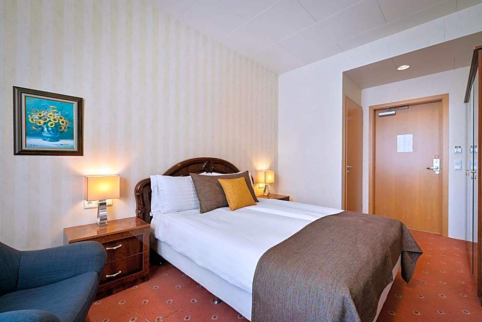 Hotel Smari