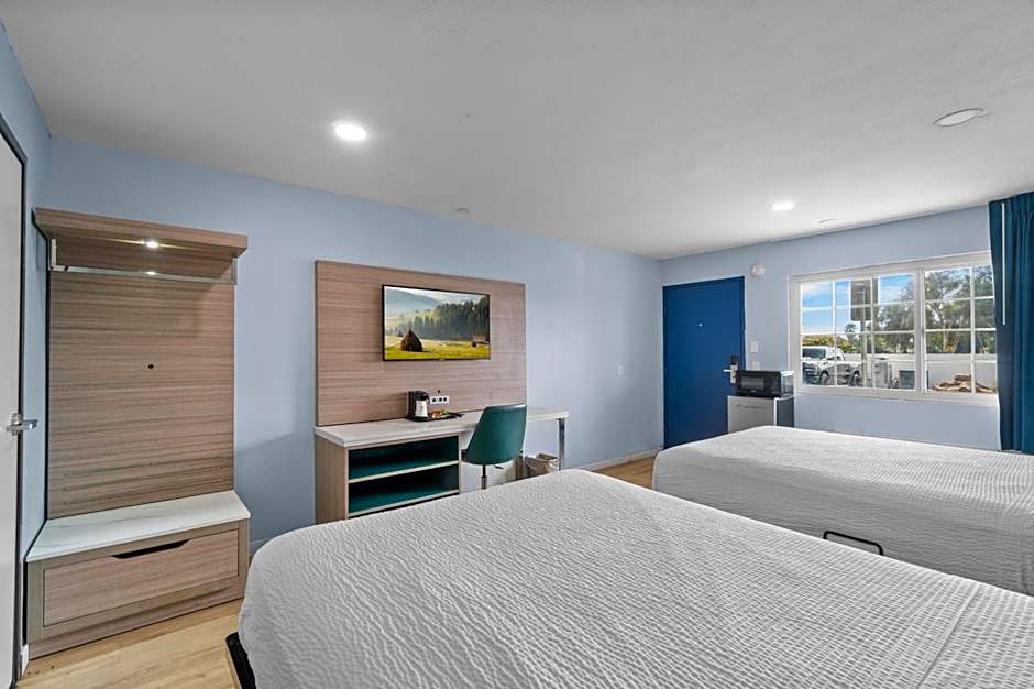 Travelodge by Wyndham Fairplex Pomona