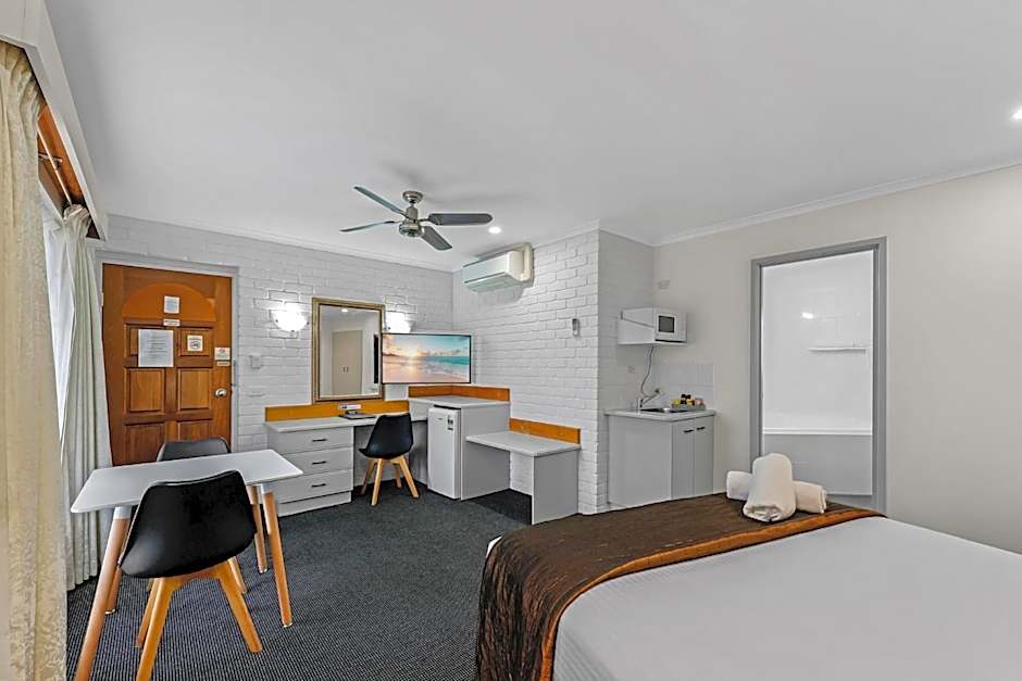 Sapphire Waters Motor Inn