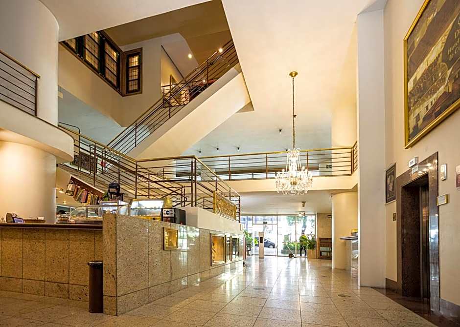 Dayrell Hotel e Centro De Convenções