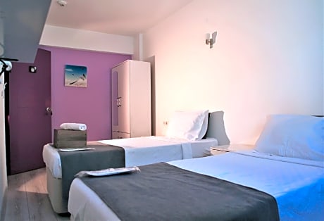 Twin Room - Non-Smoking
