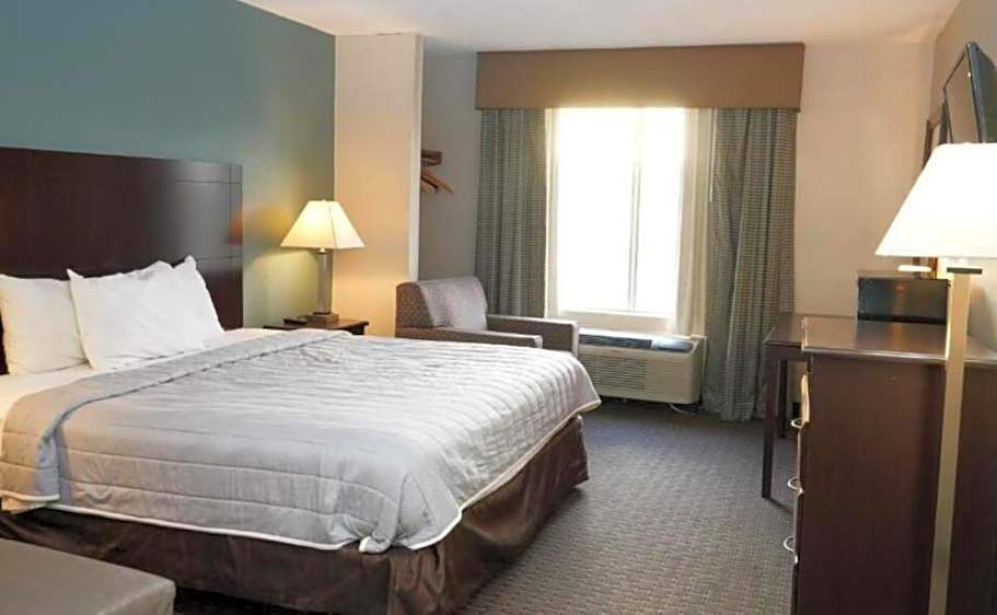 Copley Inn & Suites, Copley - Akron