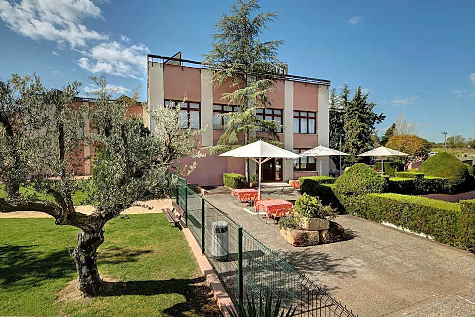 Hotel Rey Sancho Ramírez