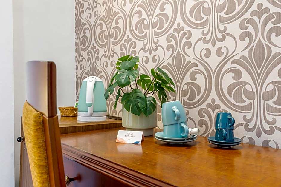 I AM La Posada Hotel and Apartment